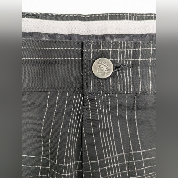 Callaway men's black plaid golf shorts size 38 - Picture 3 of 9